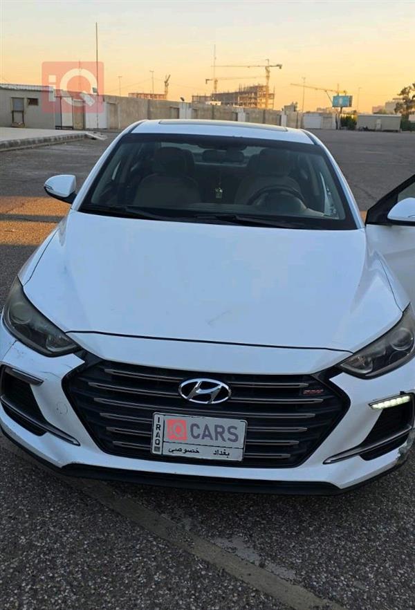 هیوندای ئەلەنترا 2018  بۆ فرۆشتن لە عێراق -  بەغداد